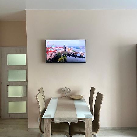 Lokal Apartment Prague Extérieur photo
